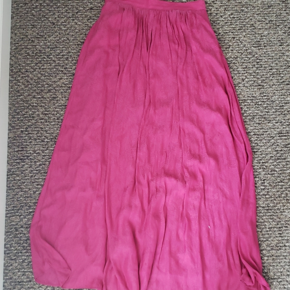 Magneta anthropologist skirt